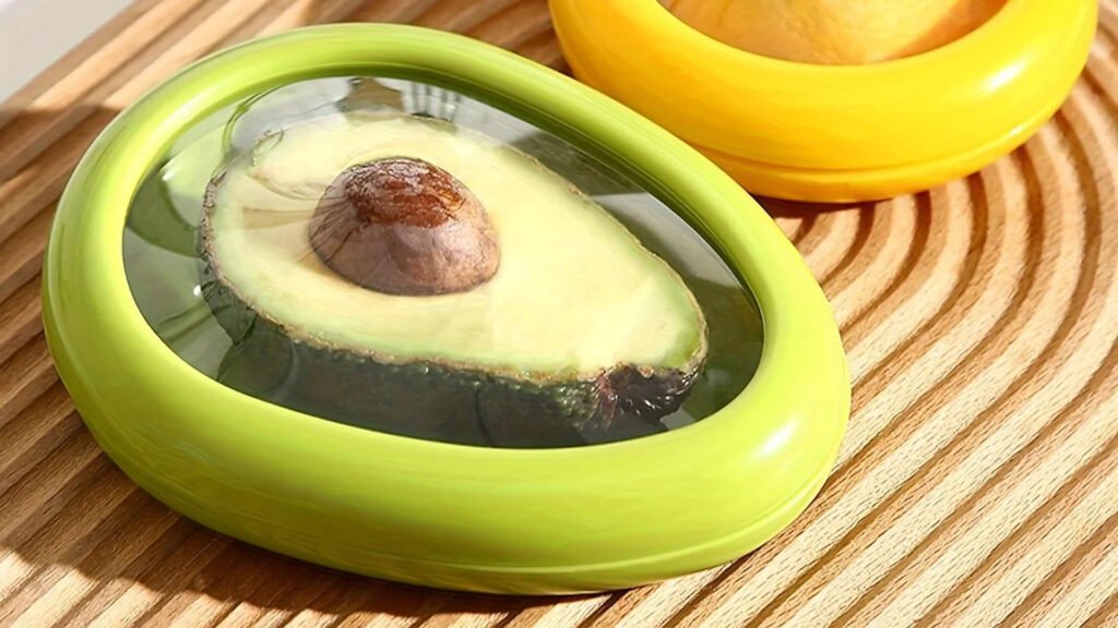 روشهای حرفهای برای ماندگاری بیشتر آووکادو نصفشده