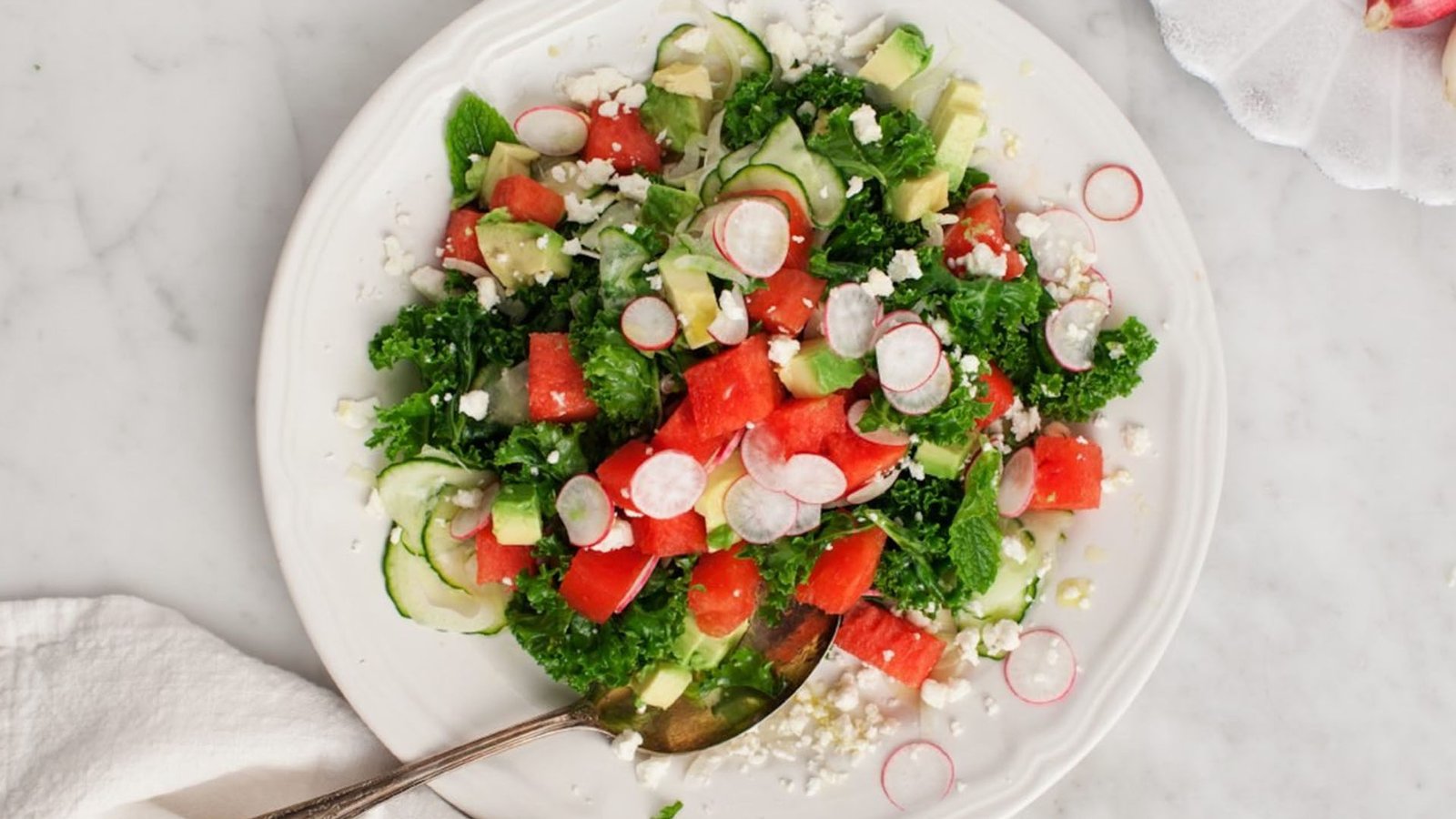 طرز تهیه سالاد هندوانه و آووکادو