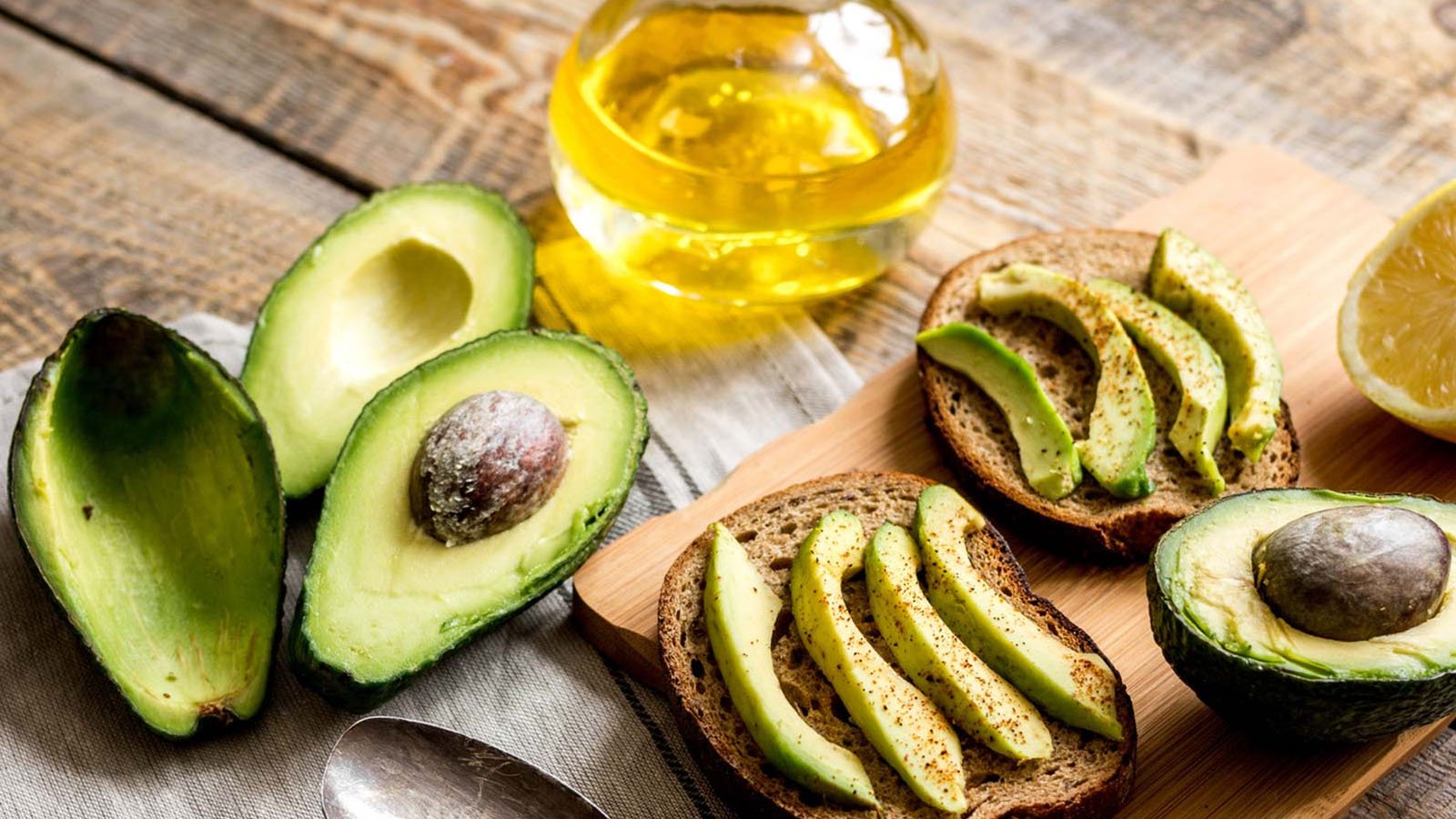 کالری آووکادو؛ هر عدد چند کالری دارد؟