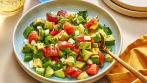 طرز تهیه سالاد آووکادو